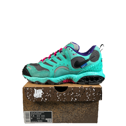 Nike Air Terra Humara Undefeated Light Menta (2024) Size 7.5 USED s23096