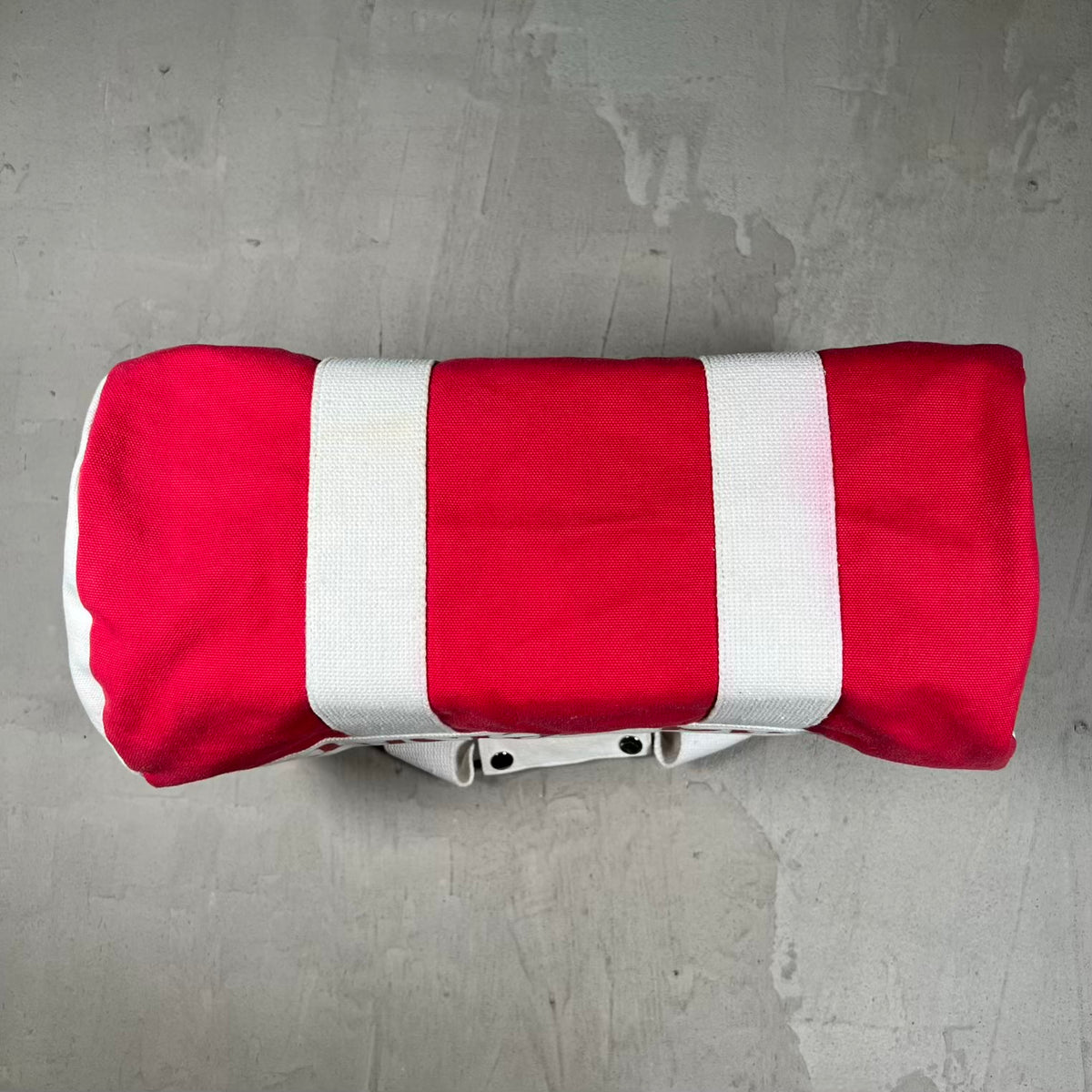 2009 Supreme Budweiser Red/White Duffle Bag USED x18294