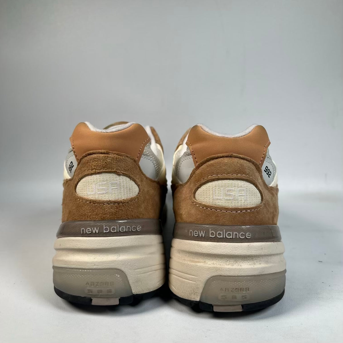 New Balance 992 Sweet Caramel (2025) Size 9 USED s23563