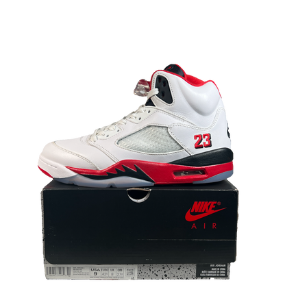 Jordan 5 Fire Red Black Tongue (2025) Size 9 USED s22977