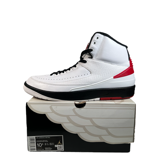 Jordan 2 Chicago (2022) Size 10.5 USED s22429