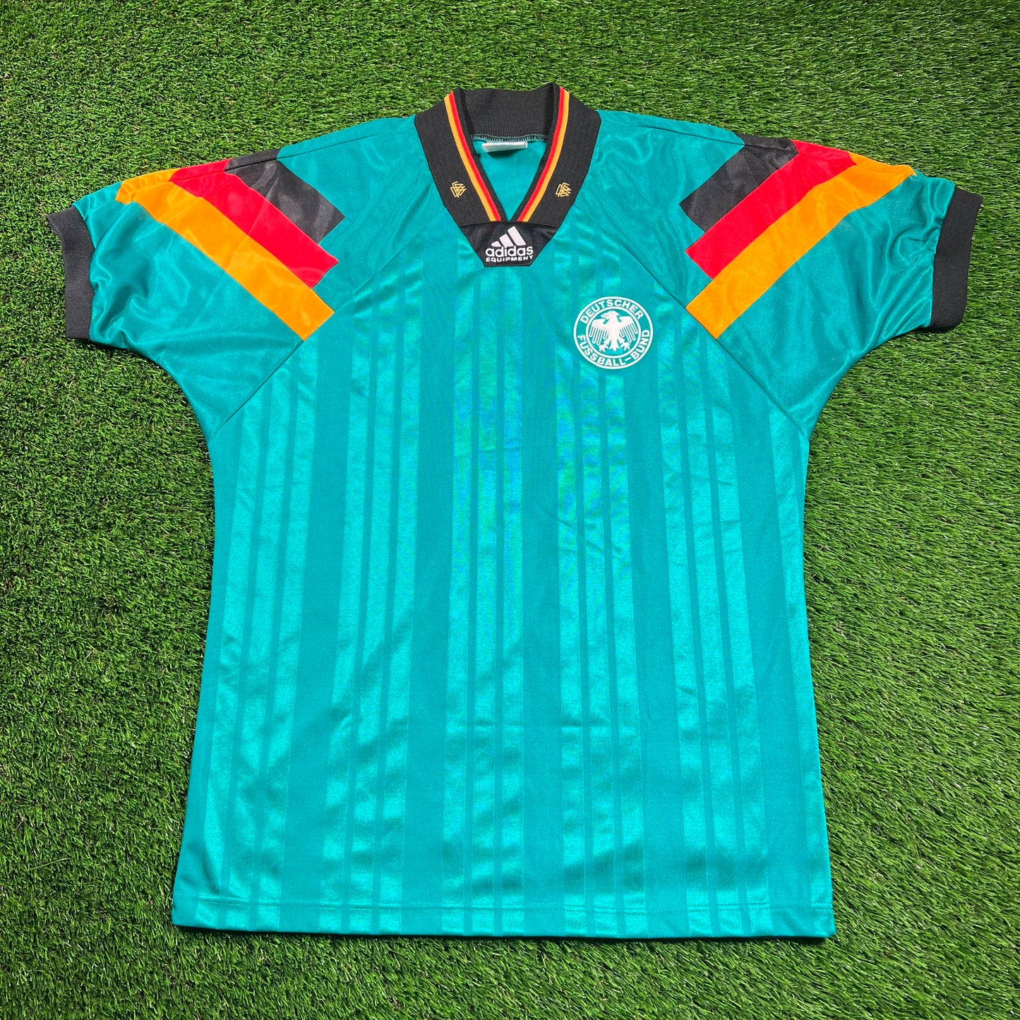1994 Adidas Germany Away Green Football Jersey Size Medium USED v18316