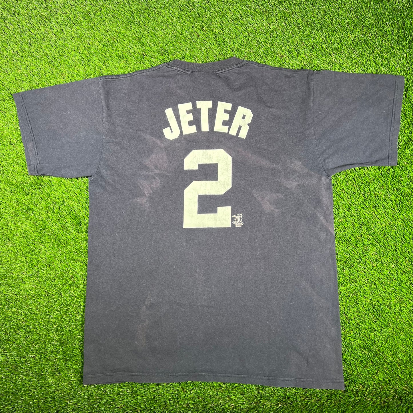 1990s Yankees 2 Jeter Majestic Navy Blue Tee Size XL USED v17334