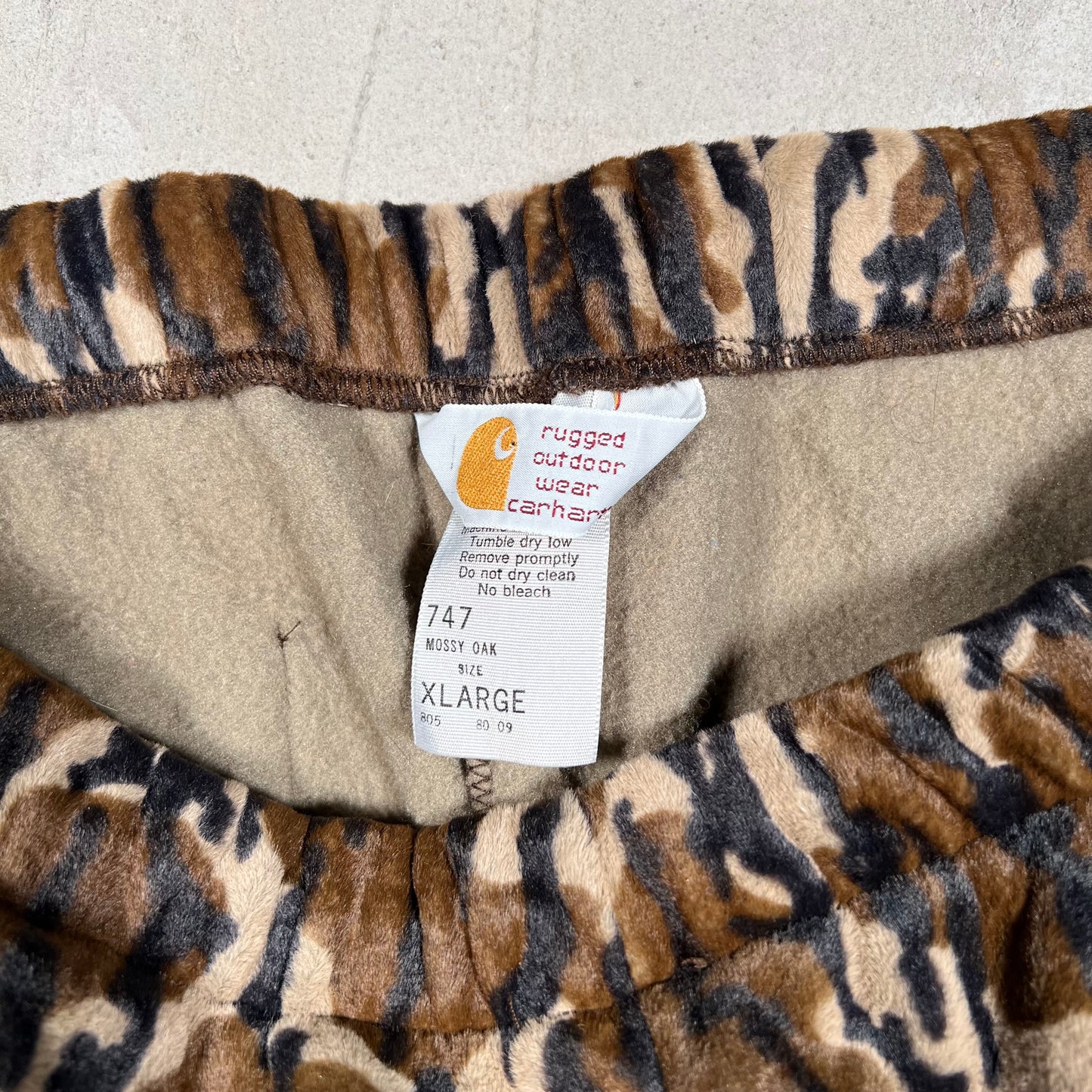 Y2K Carhartt Faux Fur Mud Camo Pants Size XL USED v19465