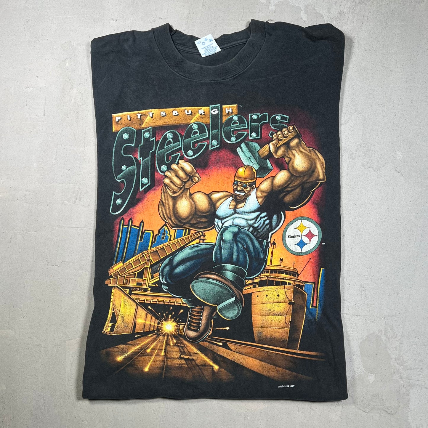 1994 Pittsburgh Steelers Steel Worker Black Tee Size Large USED v19246