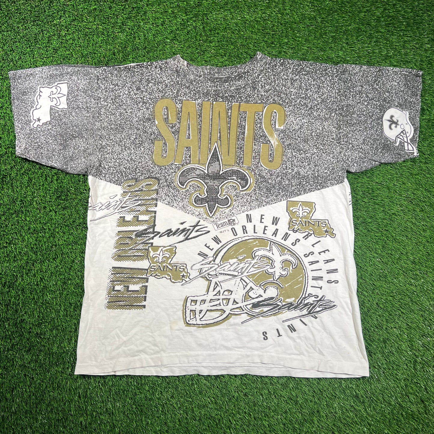 1990s Saints Magic Johnson AOP White Tee Size Large USED v18413