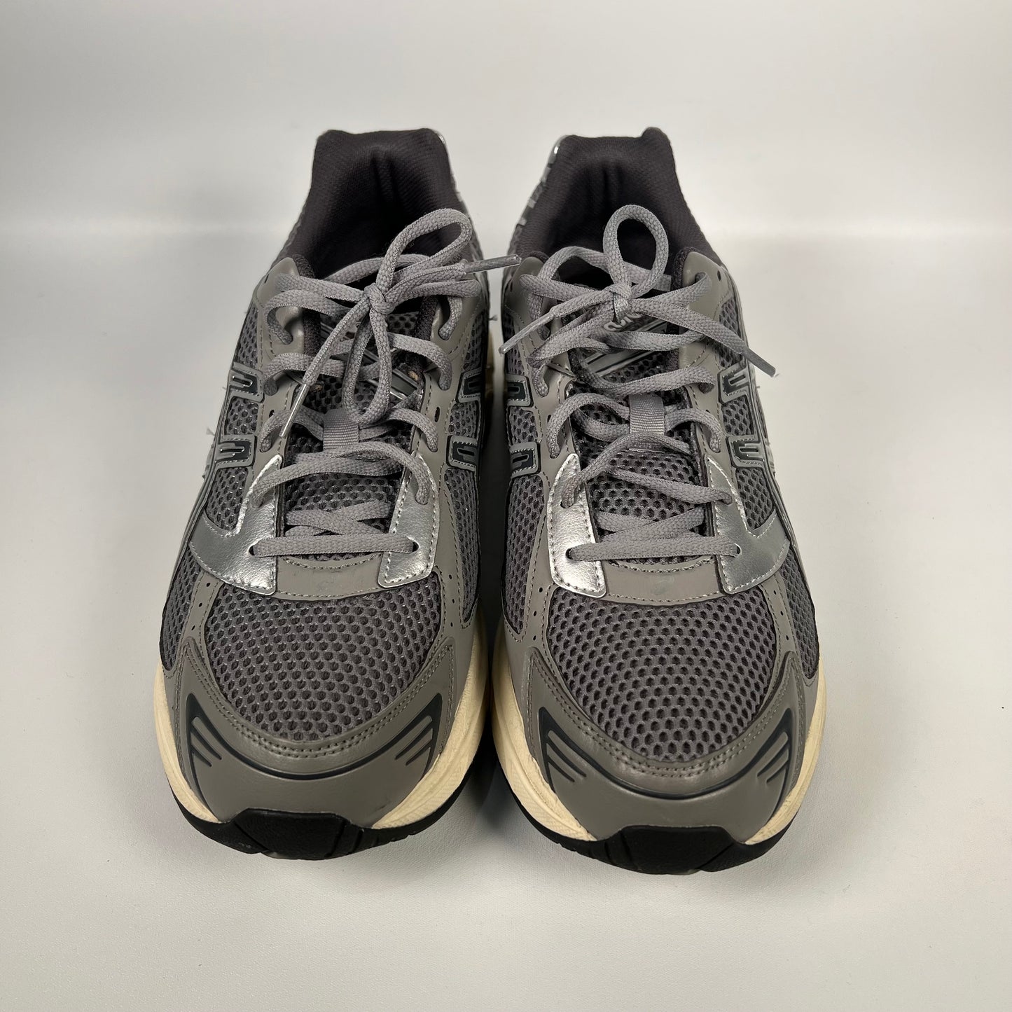 Asics Gel-1130 Clay Grey Pure Silver (2024) Size 11.5 USED S17997