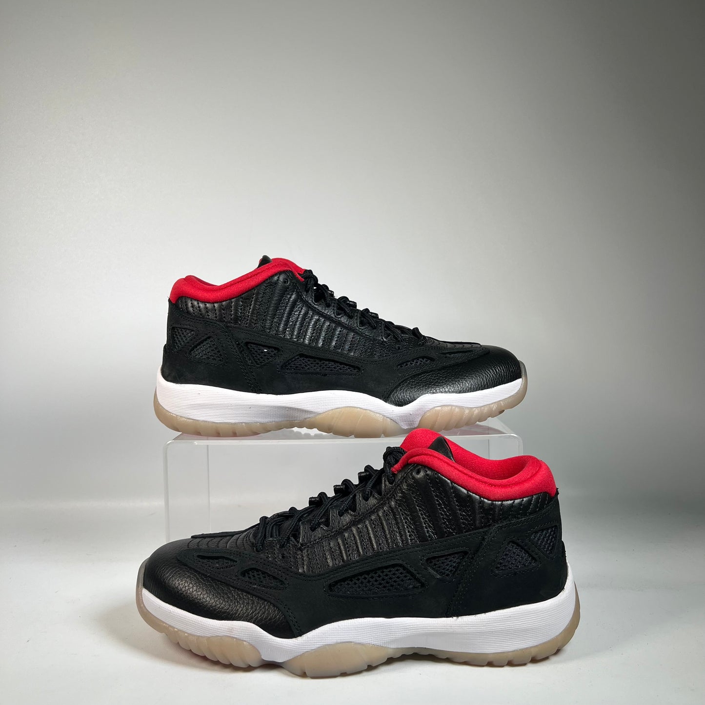 Jordan 11 Retro Low IE Bred (2021) Size 8 NEW s21158