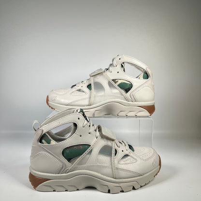 Nike Air Trainer Huarache Corteiz Light Bone New Size 8 S15226