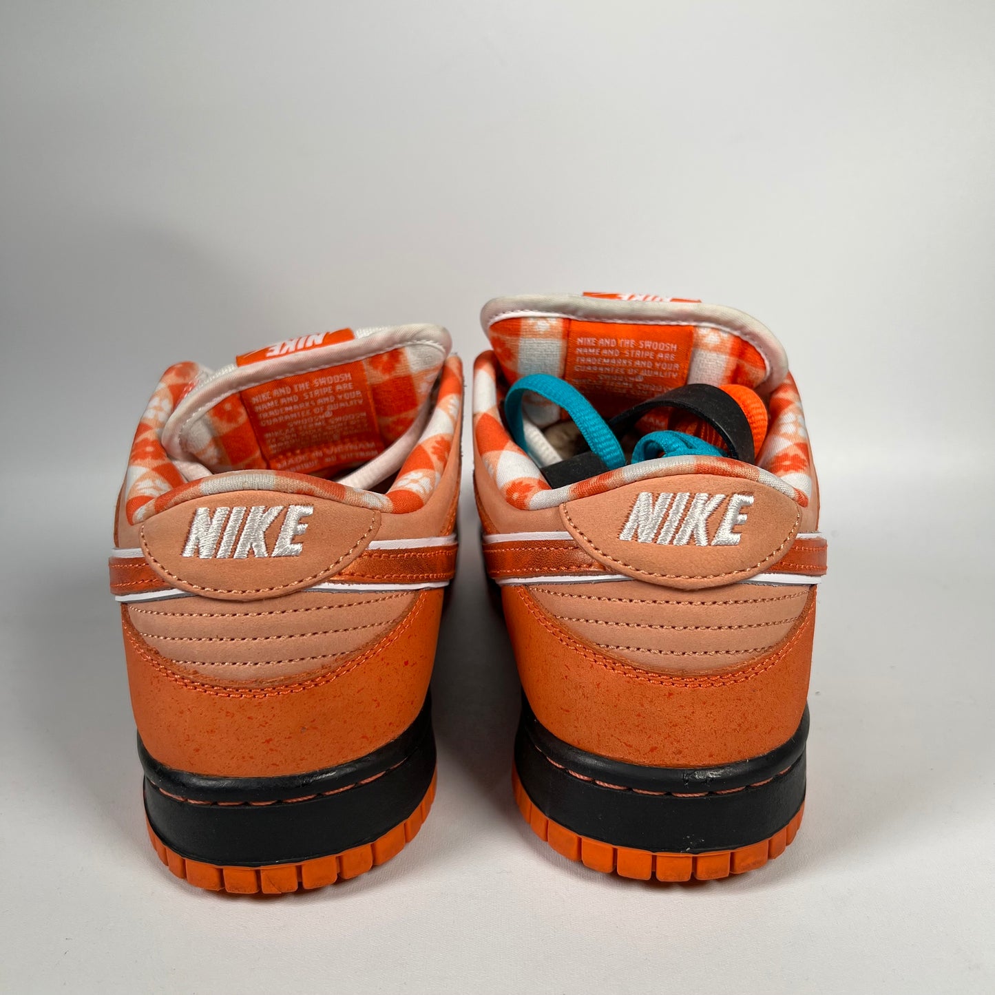 Nike SB Dunk Low Orange Lobster (2022) Size 8 USED s18836