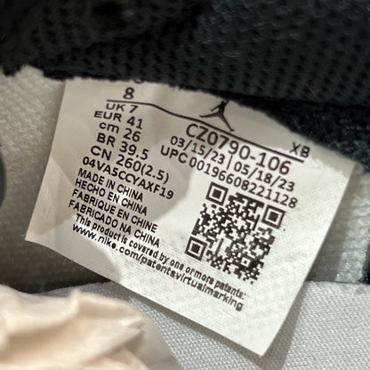 Jordan 1 Low Black Toe (2023) Size 8 USED s18804