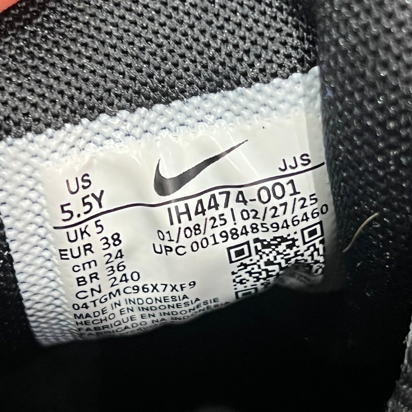 Nike P-6000 Black/Grey (2025) Size 5.5y USED s22321
