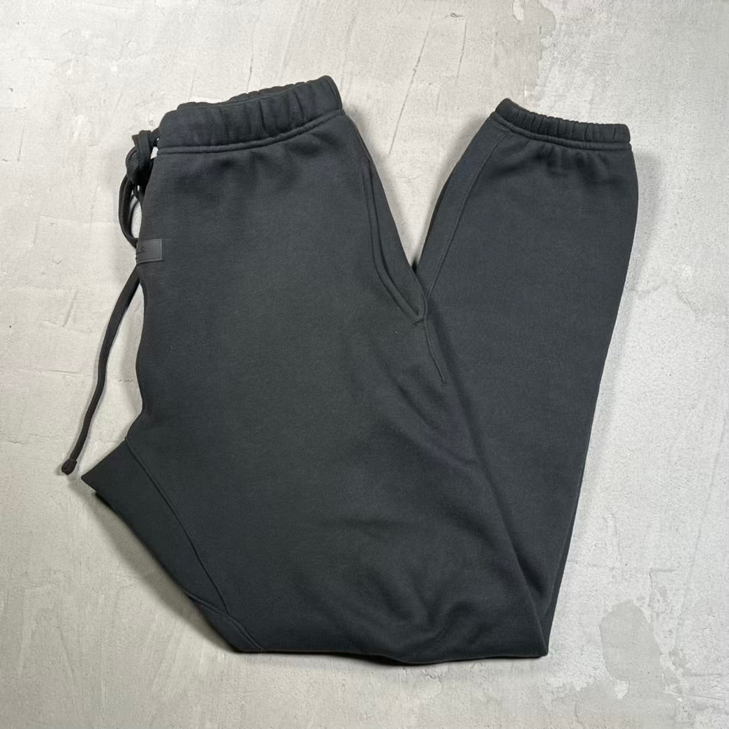 Essentials Fear of God FOG Black Sweatpants Size XS USED x18771