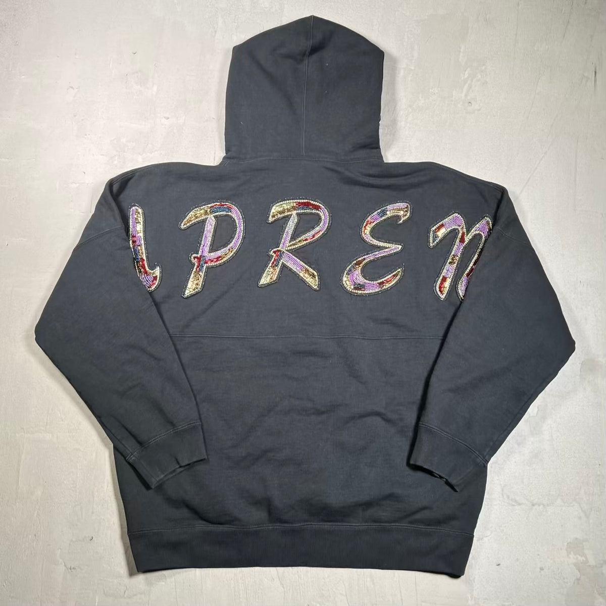 Supreme Beaded Hoodie Black (2022) Size Medium USED x18785