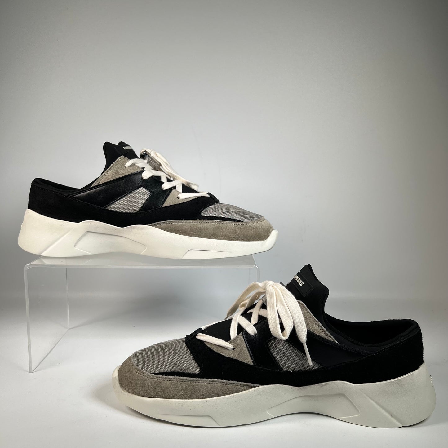Essentials Fear Of God Grey Distance Runner Size 9 (42) USED S22230