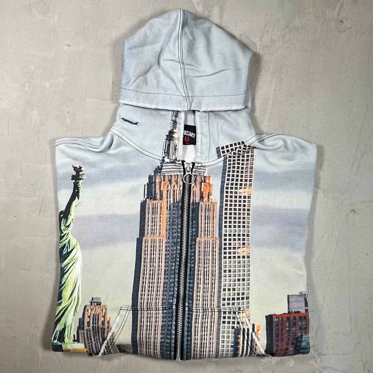 Vale NY Skyline Zip Up Hoodie Size XL USED x18529