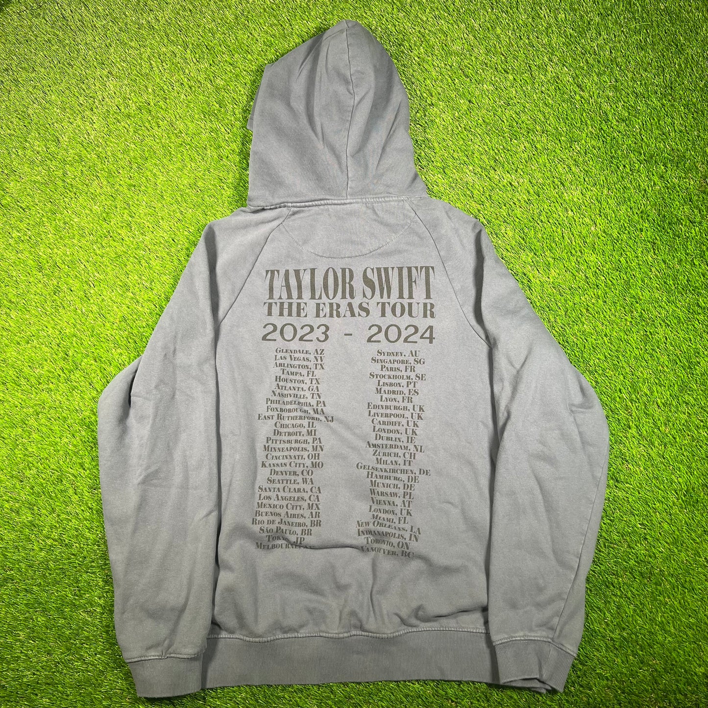 Taylor Swift Eras Tour 2024 Blue Hoodie Size Large USED v17568