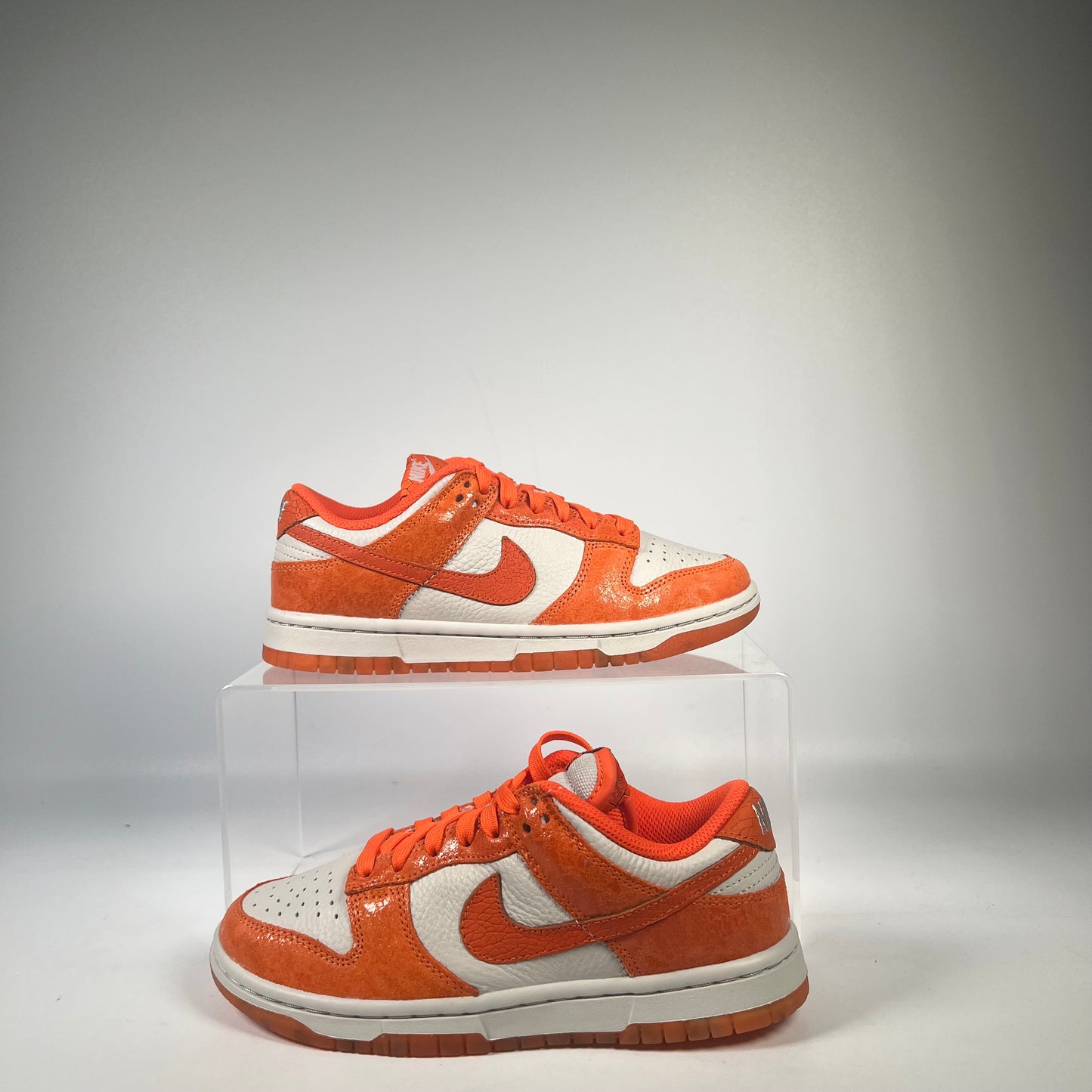 Nike Dunk Low Cracked Orange (WMNS) Size 3.5m/5w NEW s15149