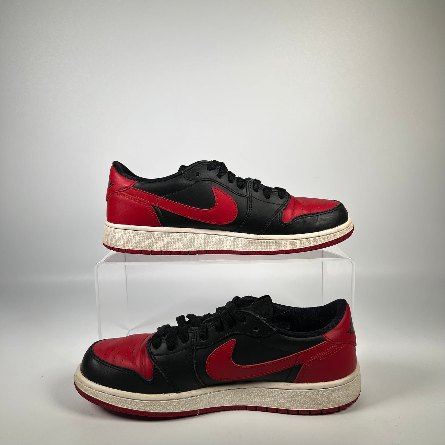 Jordan 1 Low Bred (2015) Size 6y USED s18580
