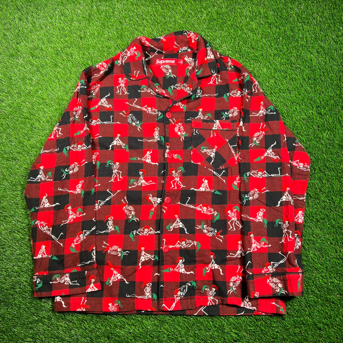 Supreme Hanes Red Holiday Pajama Shirt (2025) Size Medium USED x16733