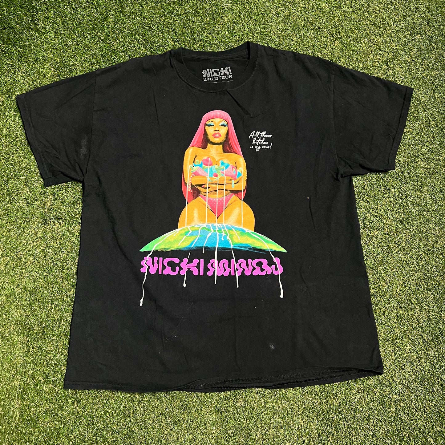 Nicki Minaj 2019 World Tour Black Tee Size XL USED x13619