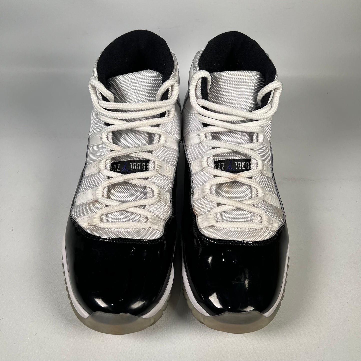 Jordan 11 Concord (2018) Size 10 USED s20216