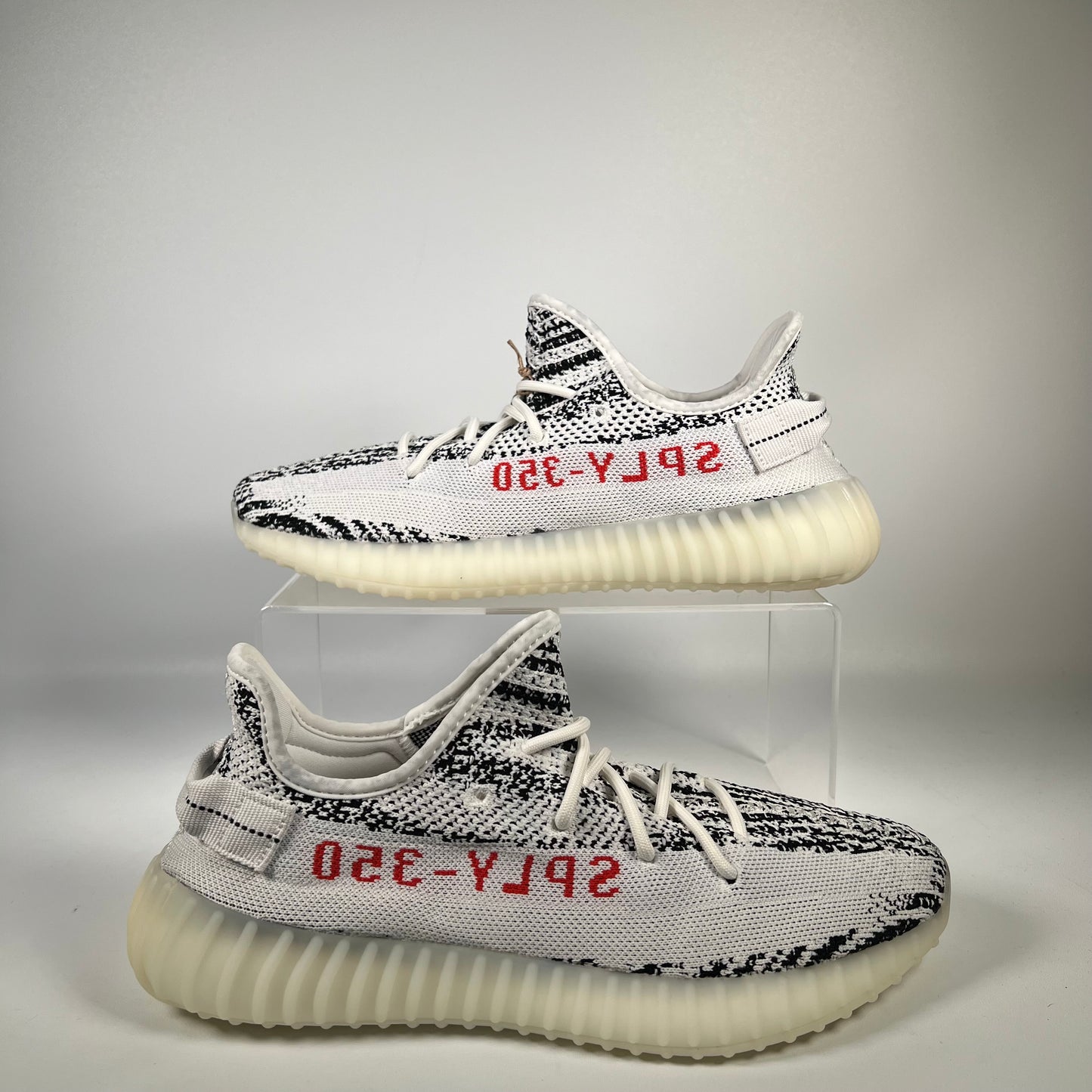 Yeezy 350 Zebra (2017) Size 10 NEW s18684