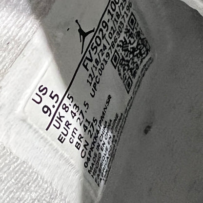 Jordan 4 White Cement (2025) Size 9.5 USED s21988