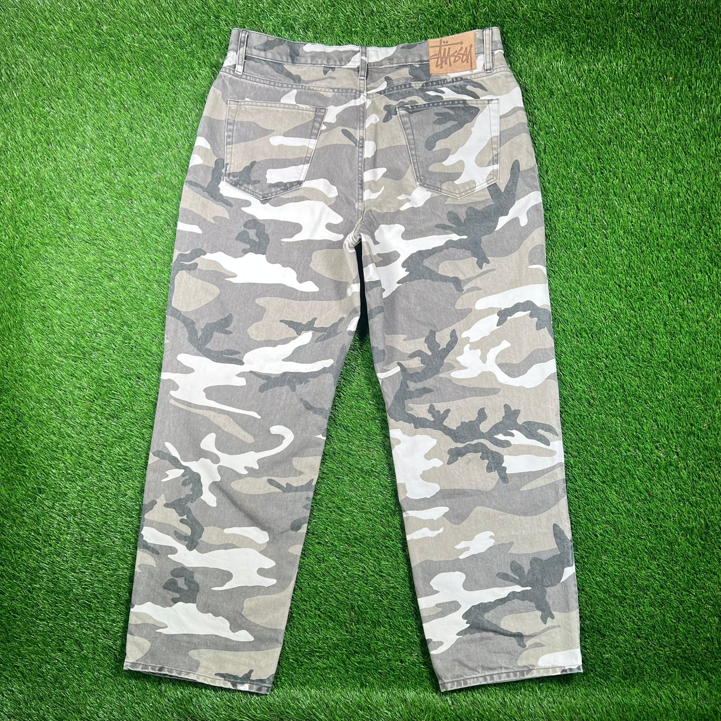 Stussy Bigol White Camo Denim Jeans Size 34 USED x16759
