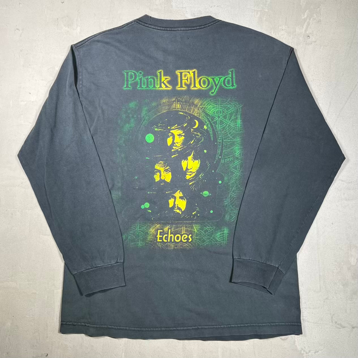 1990s Pink Floyd Echoes Black Longsleeve Size XL USED v20177