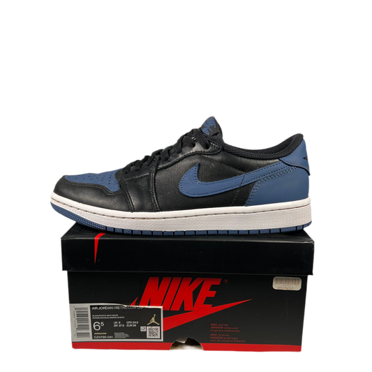Jordan 1 Low Mystic Navy (2022) Size 6.5 USED s18124