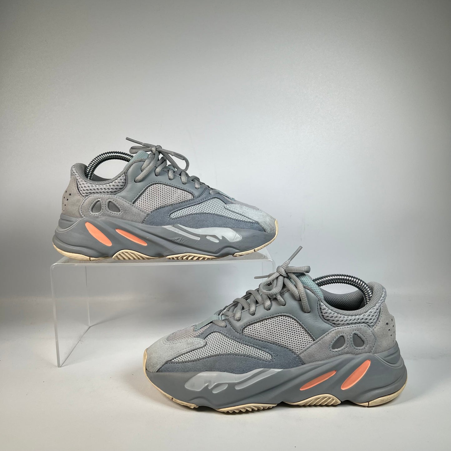 Yeezy 700 Inertia (2019) Size 6 USED s22003