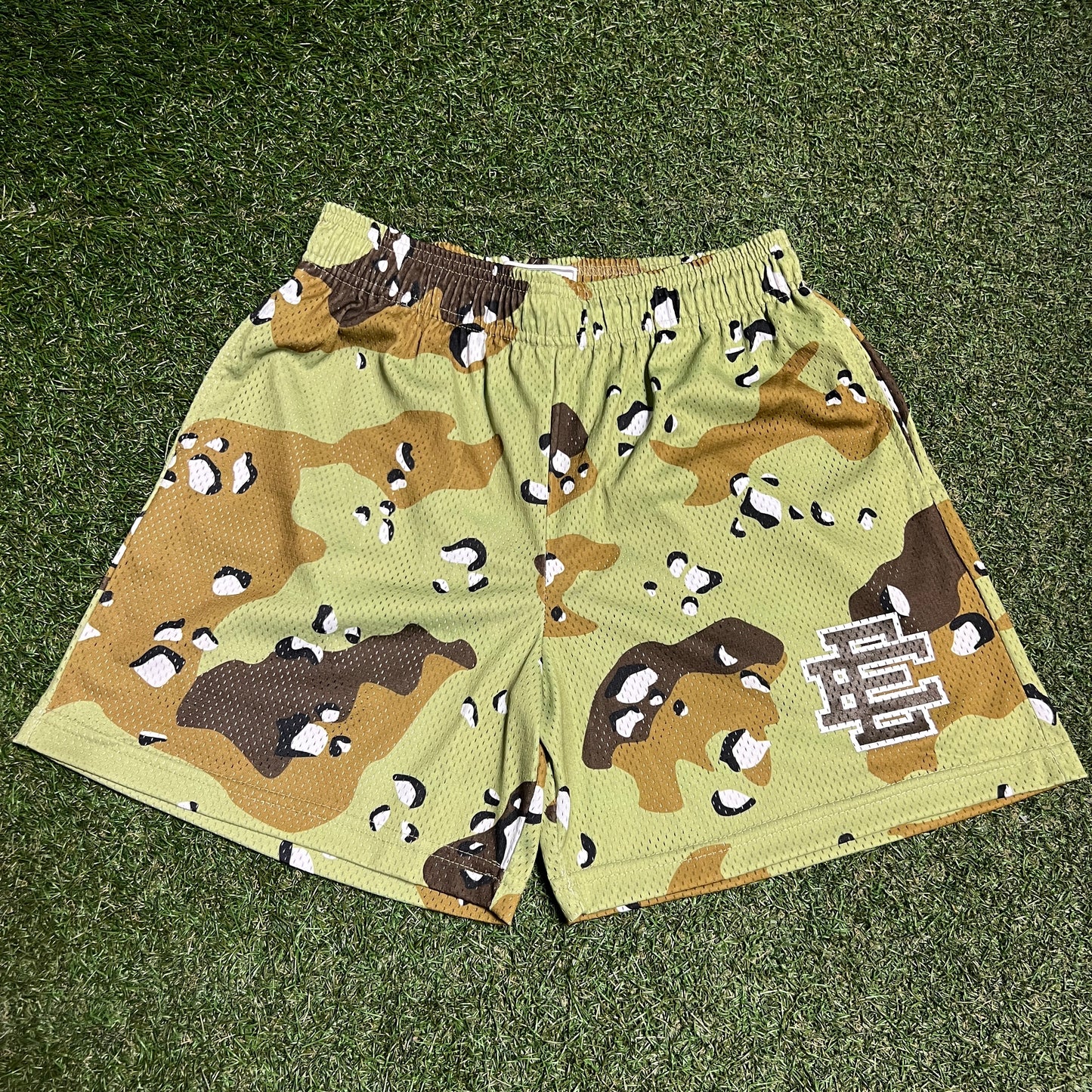 Eric Emanuel Brown Logo/Green Camo Size Large NEW x14223