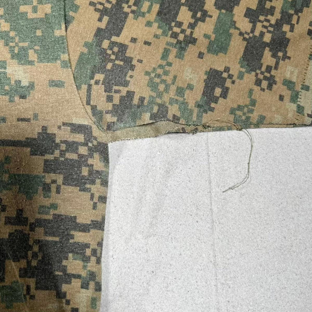 1980s Digi Camo Tee Size XXL USED v20069