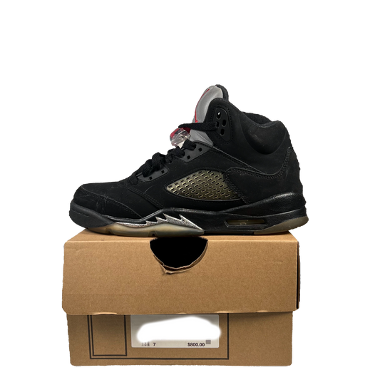 Jordan 5 Black Metallic (2016) Size 6.5y USED s19808
