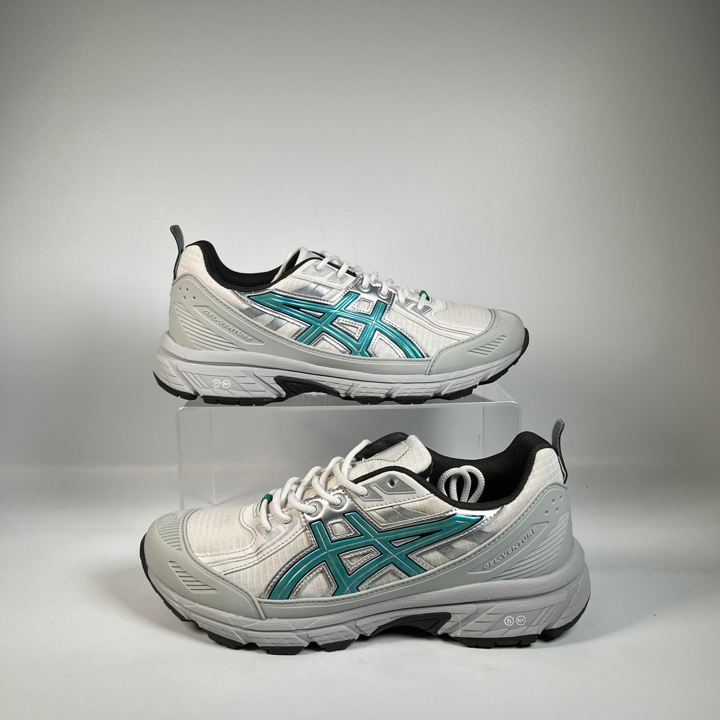Asics Gel Venture 6 Shield Hidden NY (2024) Size 8.5 USED s21840