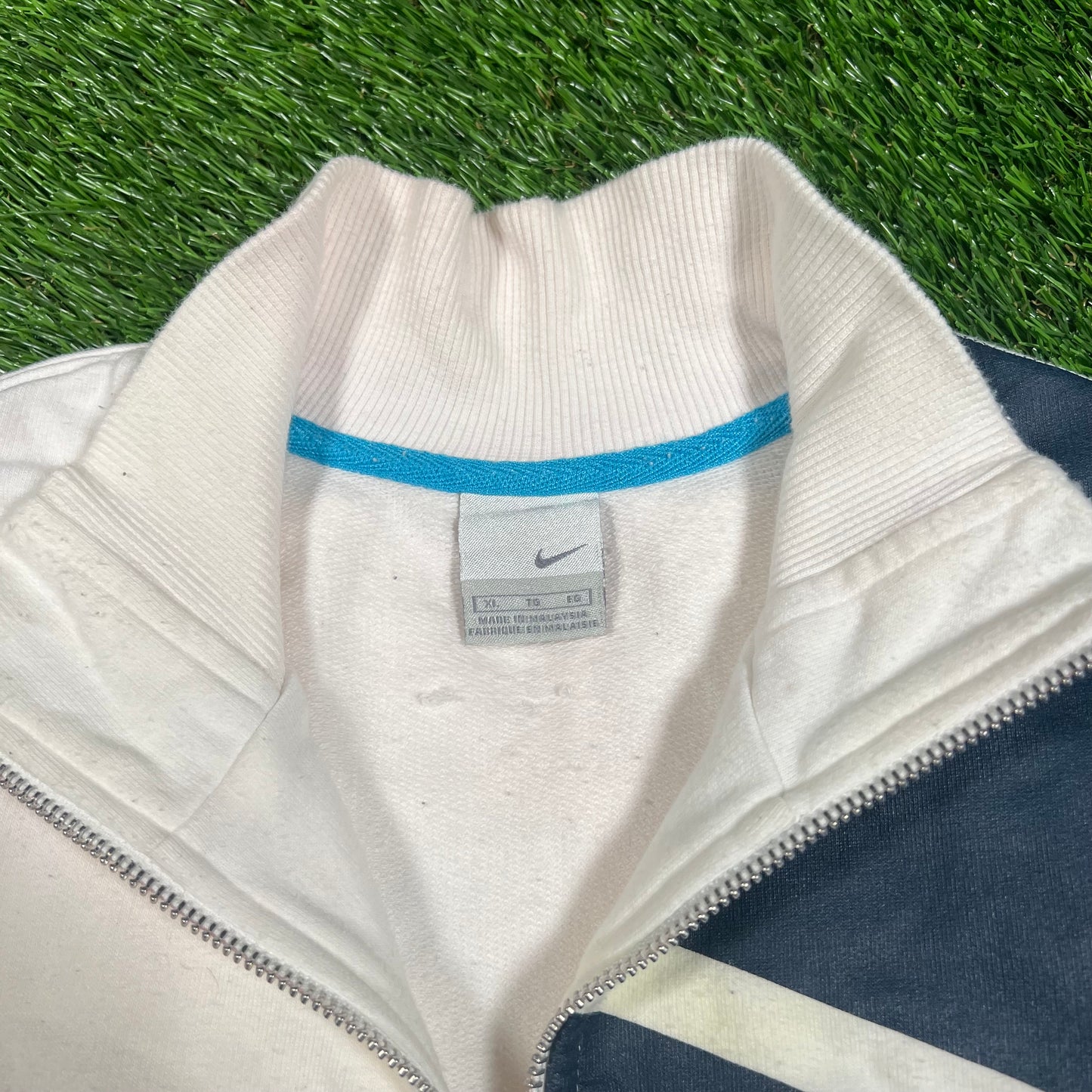 Y2K Nike Big Spellout Logo White Zip Up Size XL USED v17908