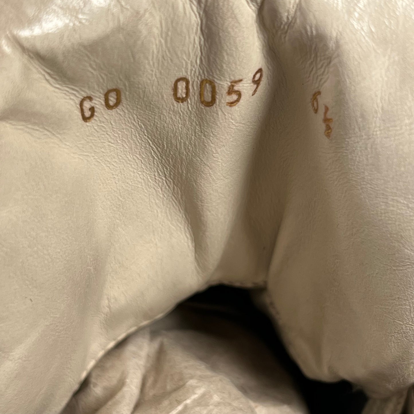 Kanye West Louis Vuitton Cream 2009 Size 8.5US/6.5LV USED s5769