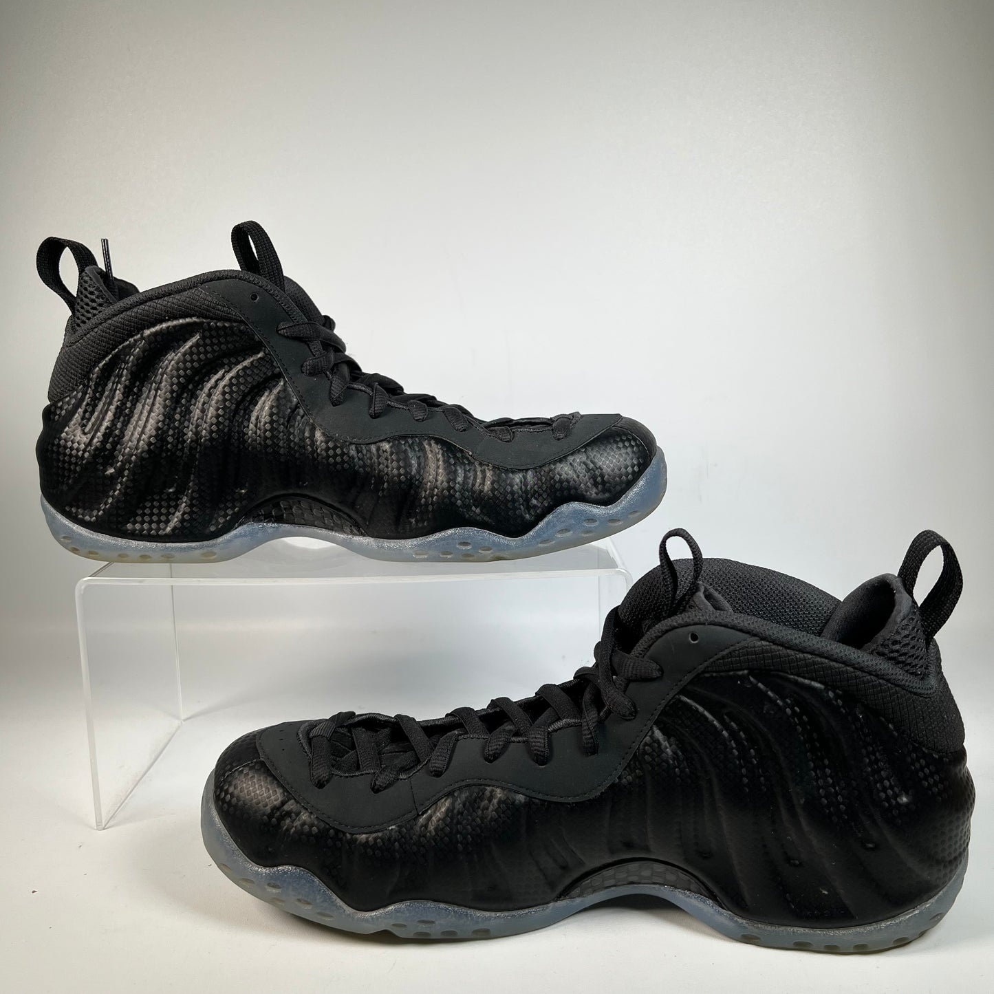 Nike Air Foamposite Carbon Fiber (2025) Size 11 USED s21307