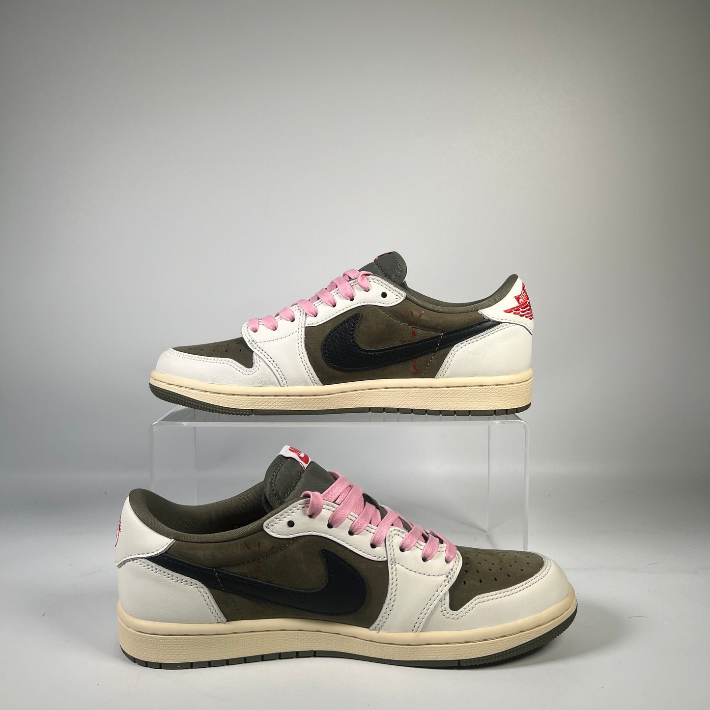 Jordan 1 Low Travis Scott Medium Olive (2024) Size 7.5 NEW s20019