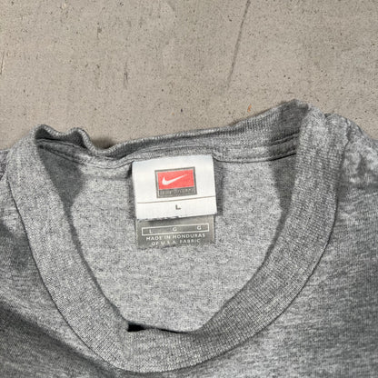 Y2K Nike Grey Small Check Tee Size Large USED v19366