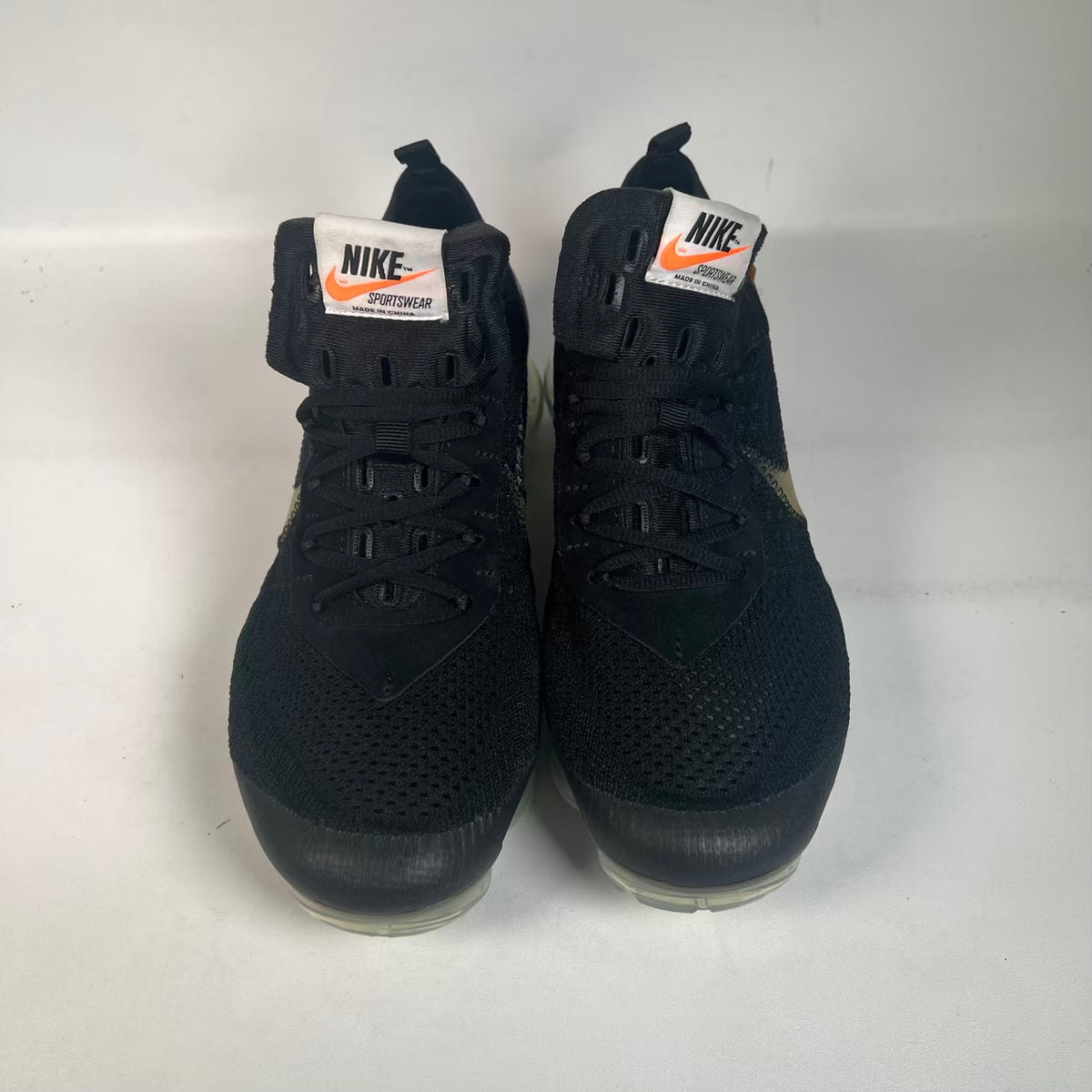 Nike Air VaporMax Off-White Black (2018) Size 9.5 USED s23640