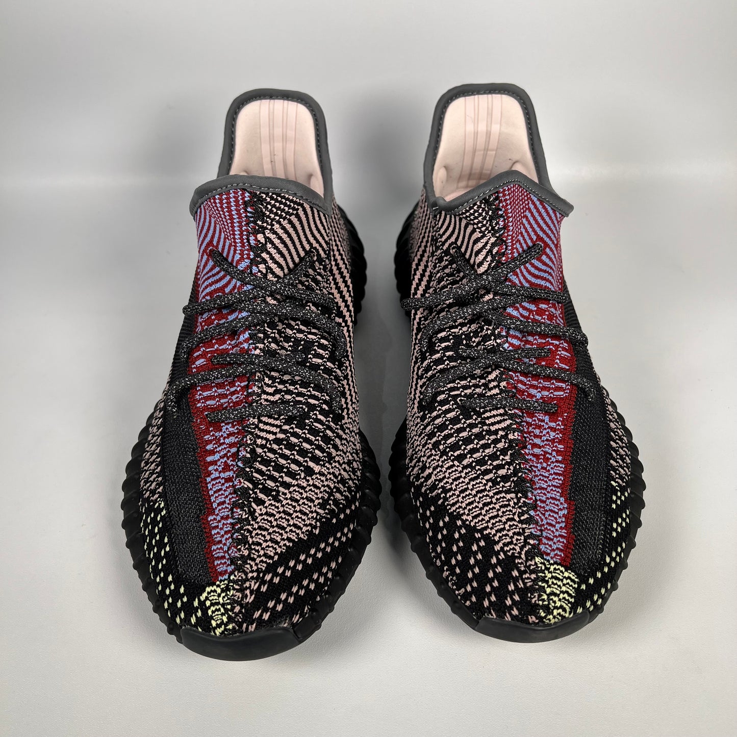 Yeezy 350 Yecheil (2019) Size 11 USED s18039