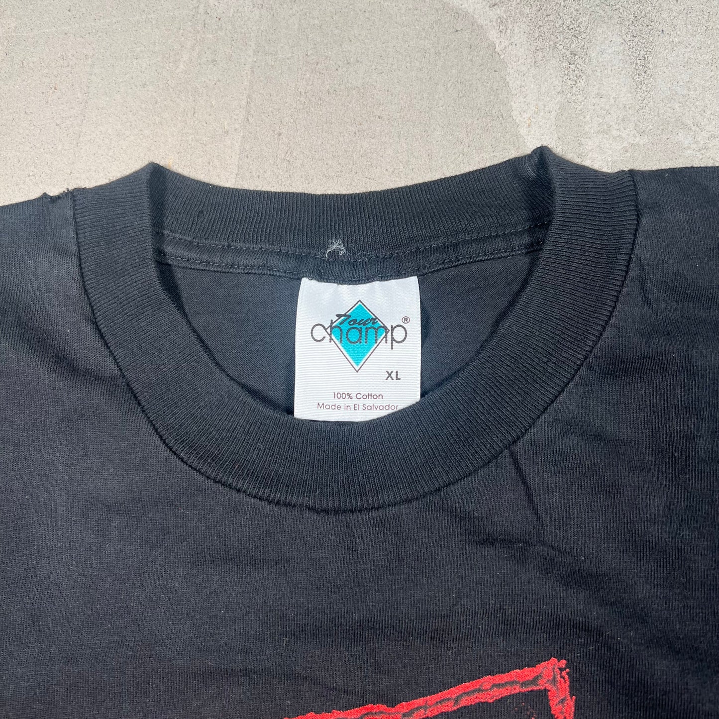 1998 NWO "Run with the Pack" Black Cutoff Tee Size XL USED v18978