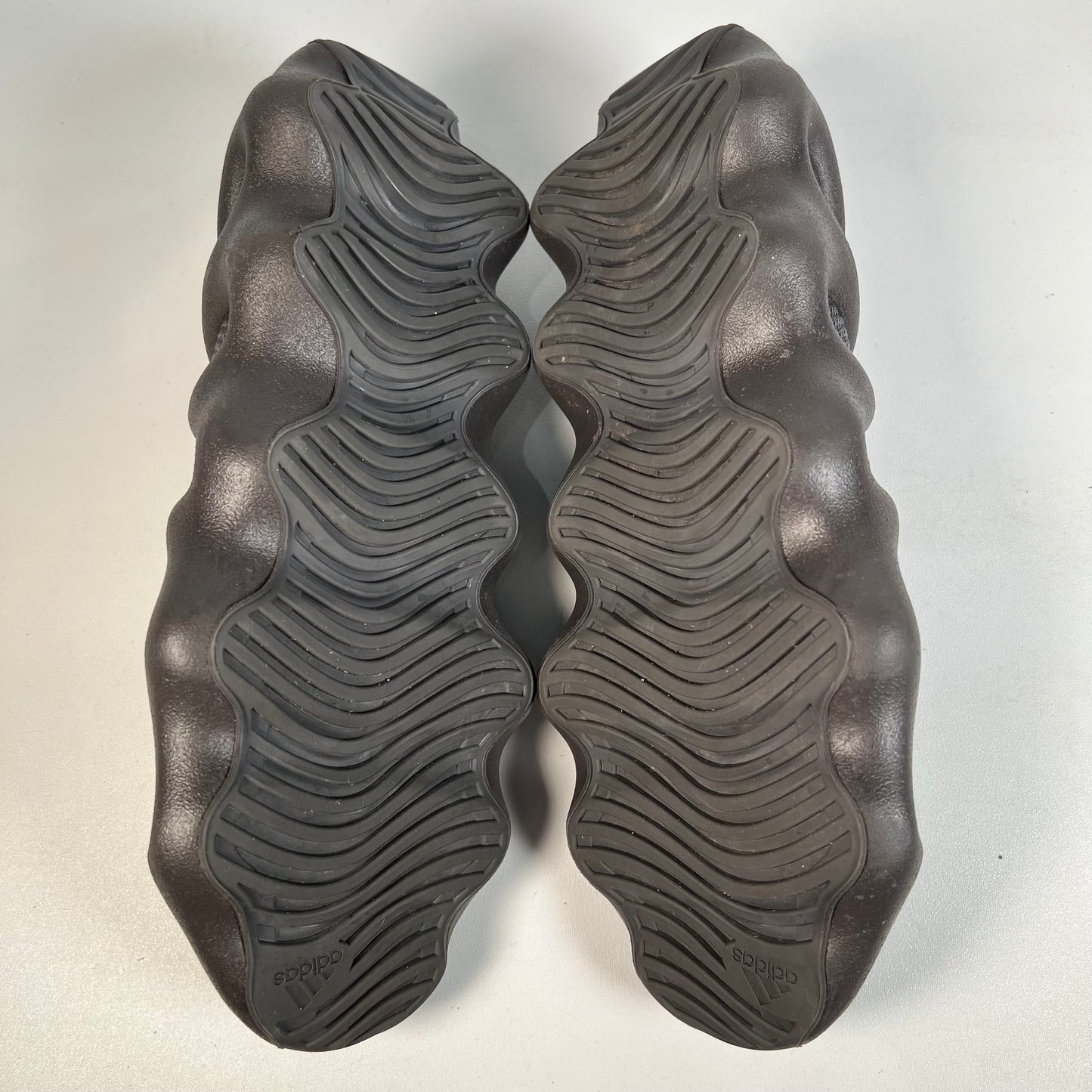 Yeezy 450 Utility Black (2022) Size 10.5 USED s22263