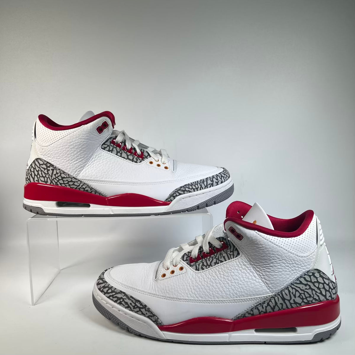 Jordan 3 Cardinal Red (2022) Size 11 USED s23400
