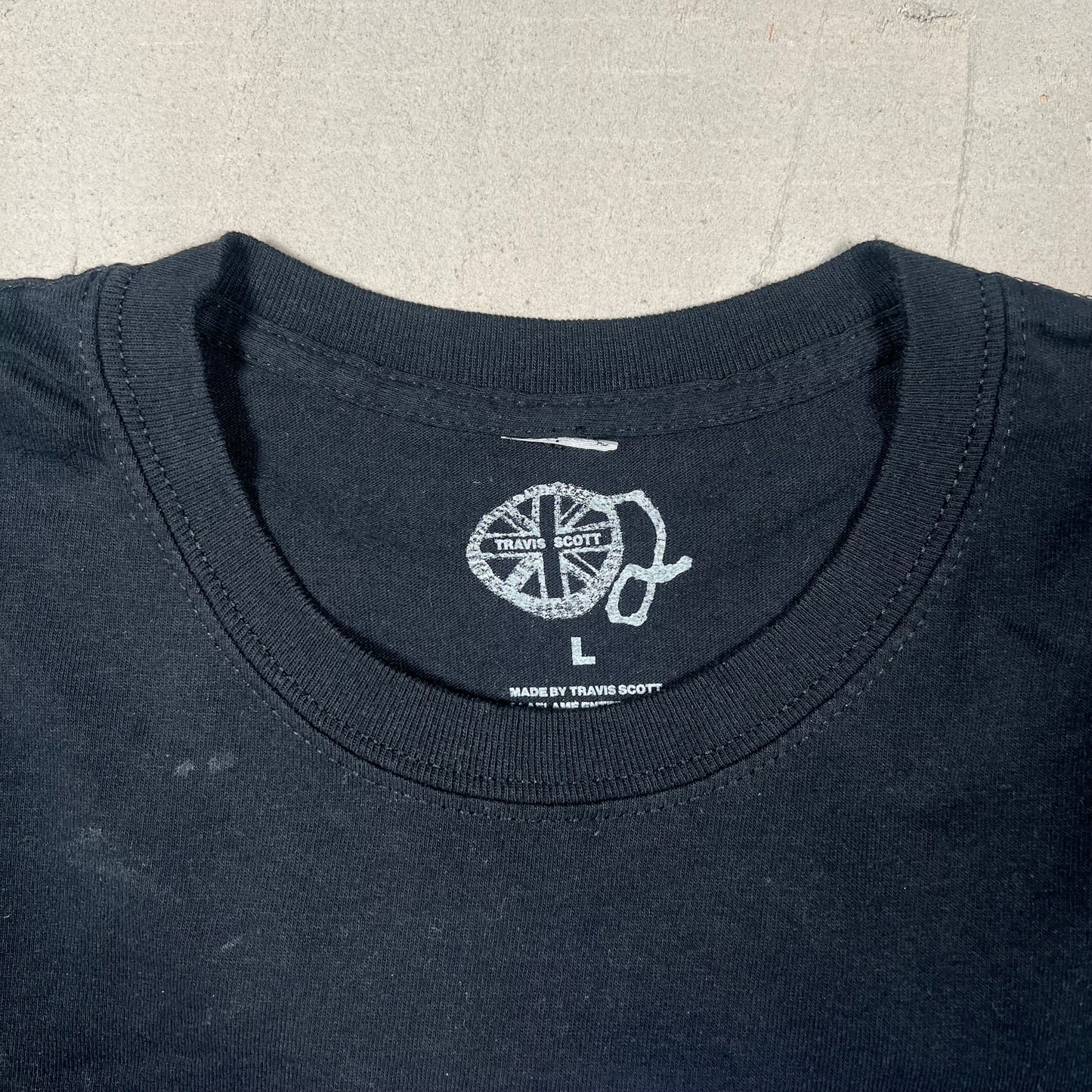 Travis Scott "Live at o2 Arena" Black Tee Size Large USED x17356