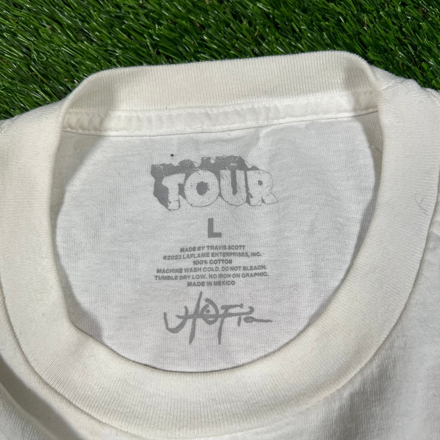 Travis Scott Circus Maximus White Strongman Tee Size Large USED x14493