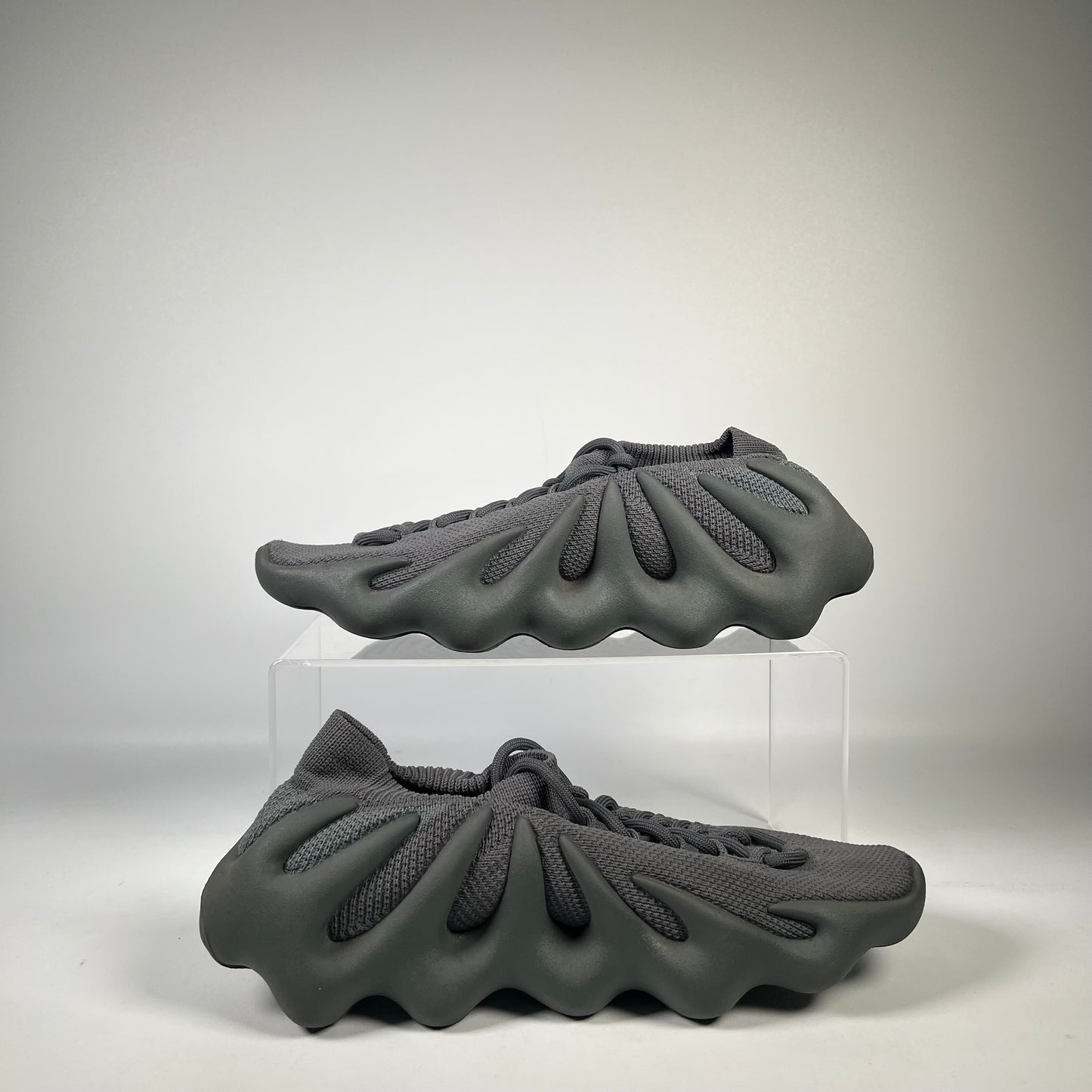 Yeezy 450 Stone Teal (2022) Size 9 USED s20059