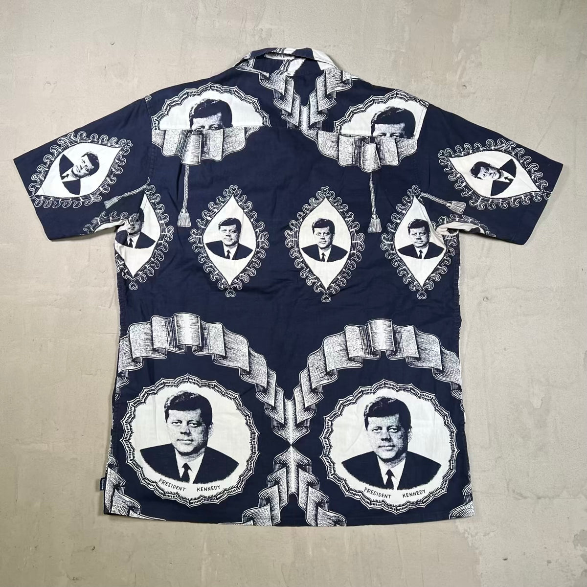 Supreme Kennedy Button Up Shirt Navy (2013) Size Large USED x18873